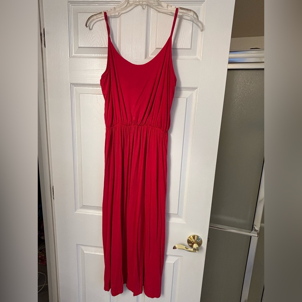 Like new Red Sleeveless Dress. Size L.